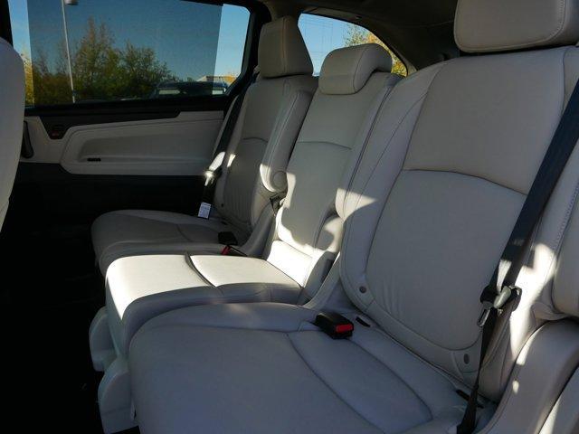 new 2026 Honda Odyssey car, priced at $43,927