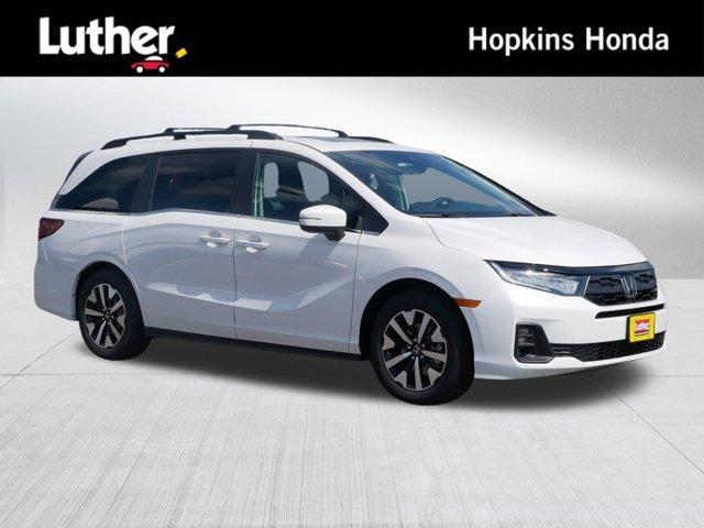 new 2026 Honda Odyssey car, priced at $42,880