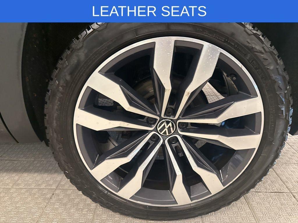 used 2022 Volkswagen Atlas car, priced at $27,995