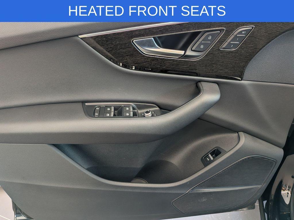 used 2025 Audi Q7 car, priced at $55,995