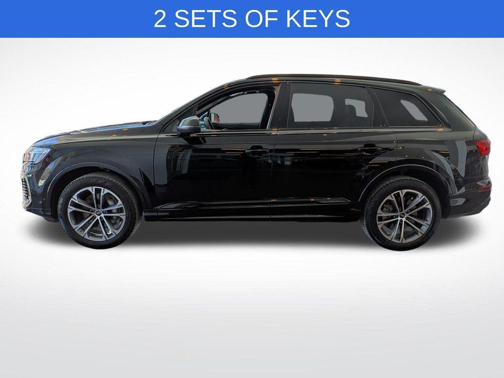 used 2025 Audi Q7 car, priced at $55,995