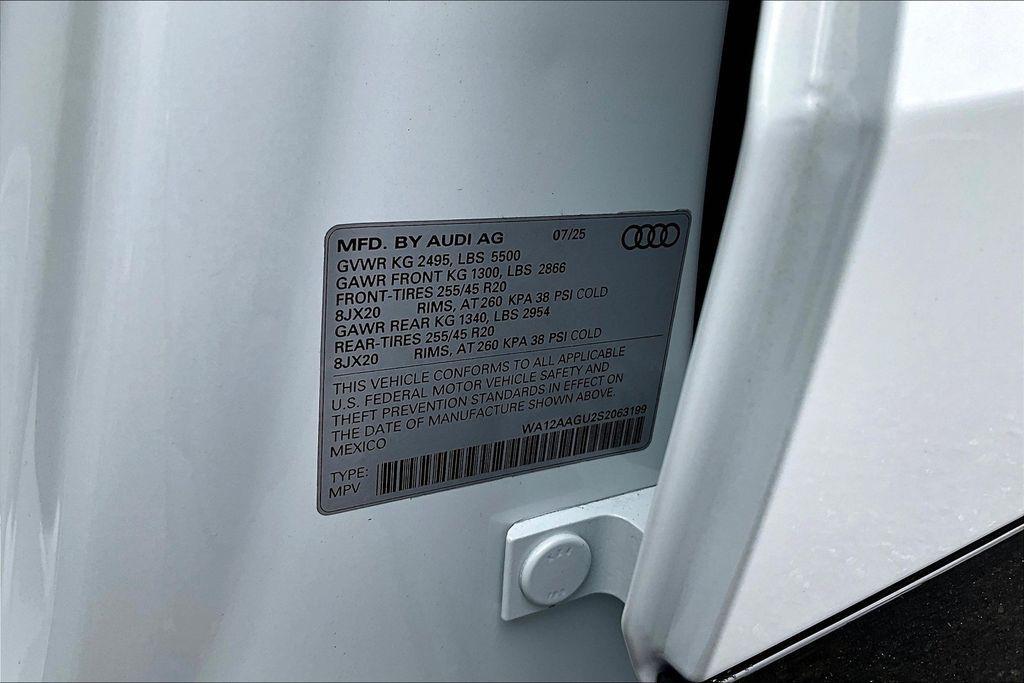 new 2025 Audi Q5 car