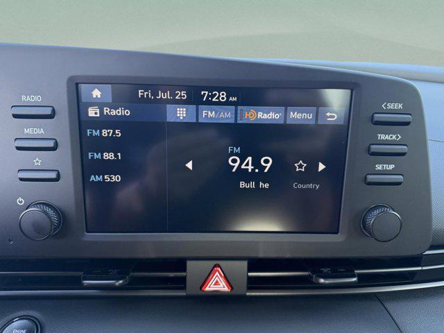 new 2025 Hyundai Elantra car