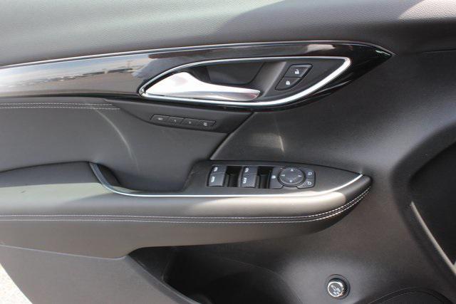 new 2025 Buick Envision car, priced at $35,029