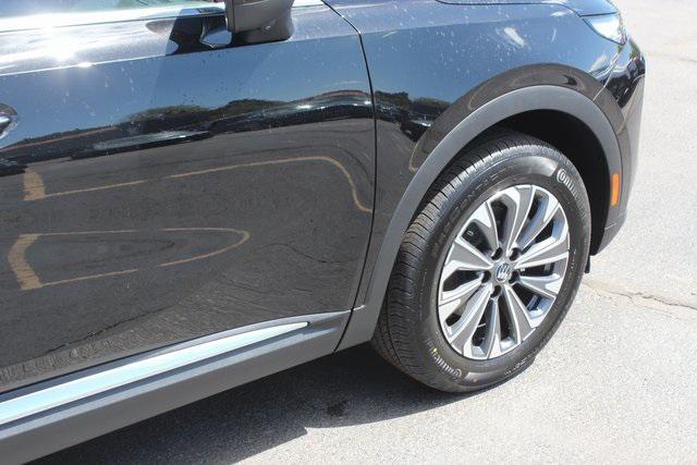 new 2025 Buick Envision car, priced at $35,279
