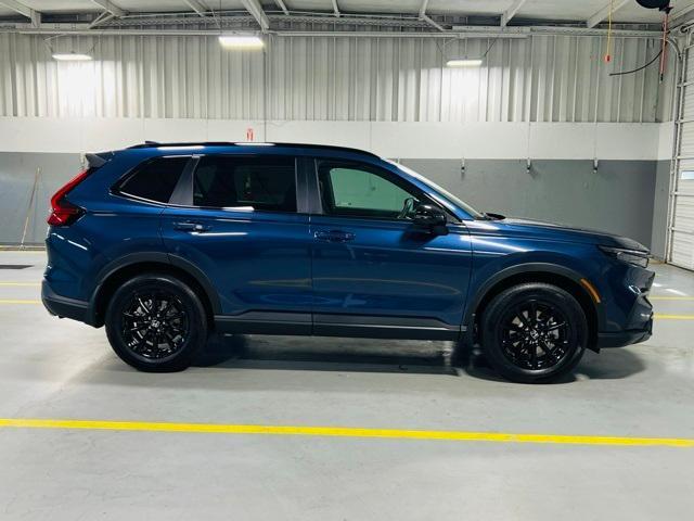 new 2026 Honda CR-V Hybrid car, priced at $40,175