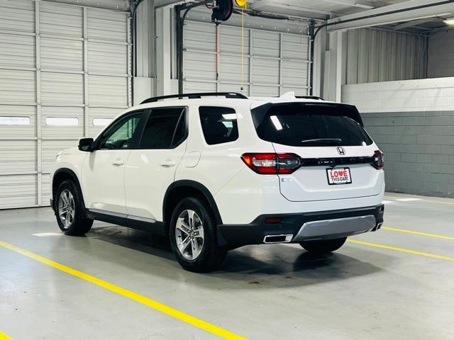 new 2026 Honda Pilot car, priced at $46,620