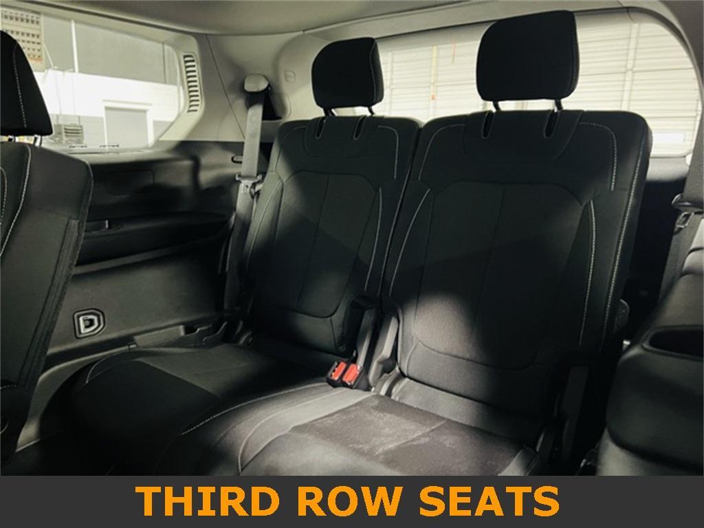 used 2023 Jeep Grand Cherokee L car, priced at $27,500