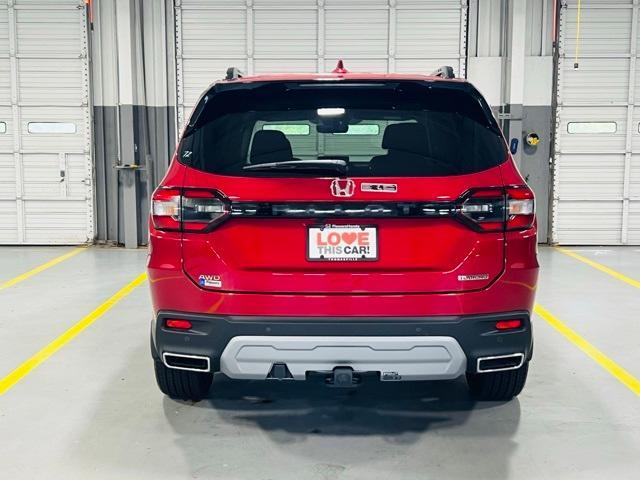 new 2025 Honda Pilot car, priced at $53,170
