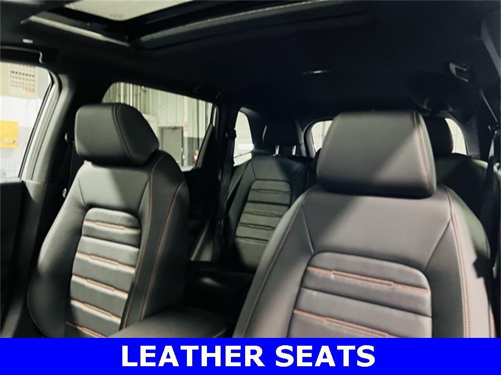 new 2026 Honda CR-V Hybrid car, priced at $40,175