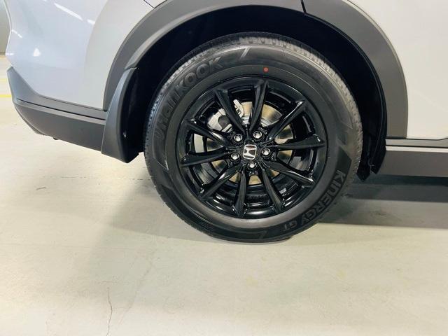 new 2026 Honda CR-V Hybrid car, priced at $40,175