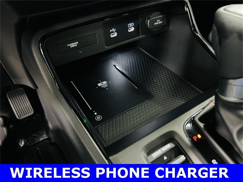 new 2026 Honda CR-V Hybrid car, priced at $40,575