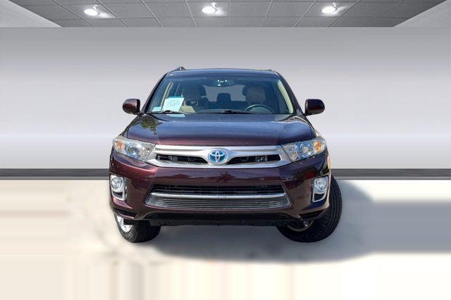 used 2013 Toyota Highlander Hybrid car, priced at $18,999