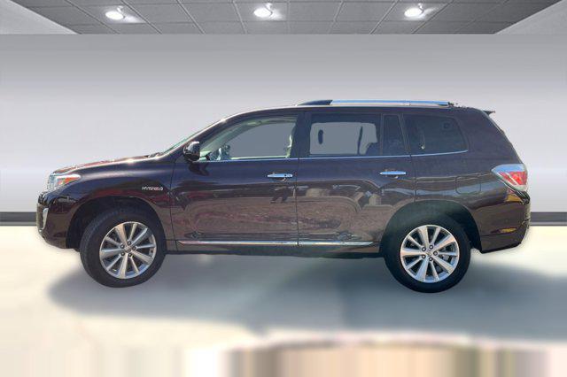 used 2013 Toyota Highlander Hybrid car, priced at $18,999
