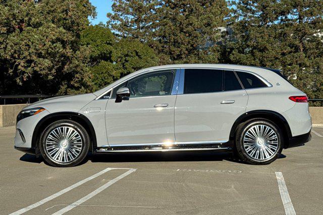 new 2025 Mercedes-Benz Maybach EQS 680 car, priced at $205,350