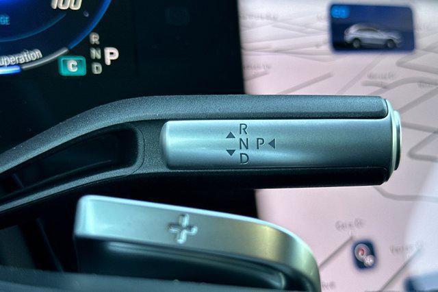 new 2026 Mercedes-Benz EQS 400 car, priced at $91,405