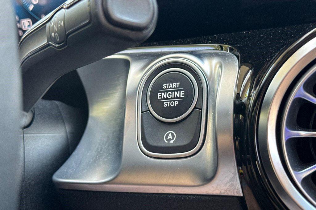 used 2023 Mercedes-Benz GLB 250 car, priced at $25,958