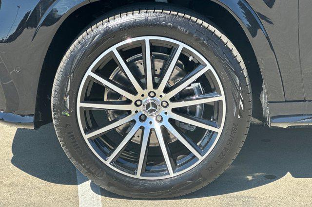 new 2025 Mercedes-Benz GLS 450 car, priced at $97,415