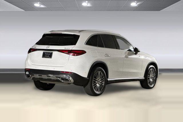 new 2026 Mercedes-Benz GLC 300 car
