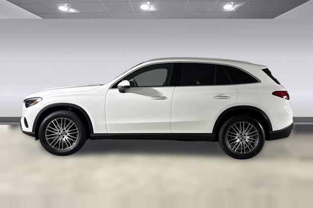 new 2026 Mercedes-Benz GLC 300 car