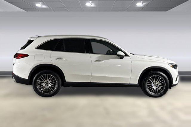 new 2026 Mercedes-Benz GLC 300 car