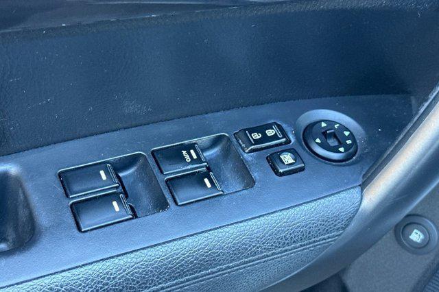 used 2013 Kia Sorento car, priced at $5,999