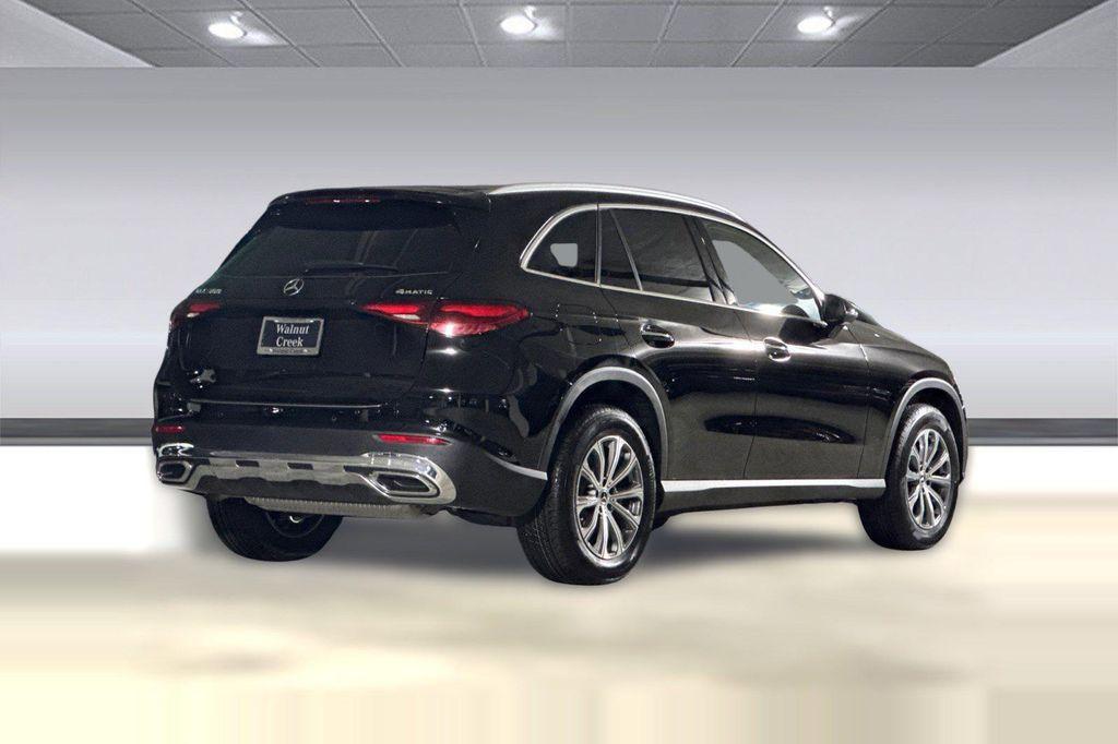 Mercedes-Benz GLC view 8