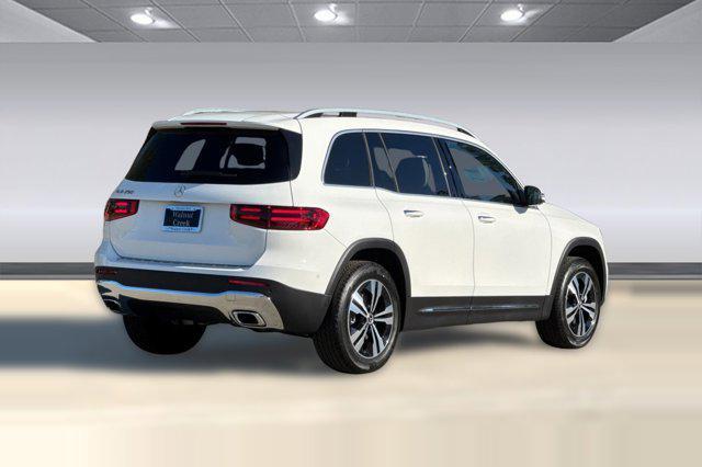 new 2025 Mercedes-Benz GLB 250 car, priced at $47,345