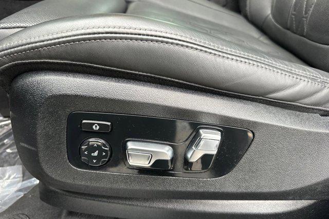 used 2025 BMW ALPINA XB7 car, priced at $128,986