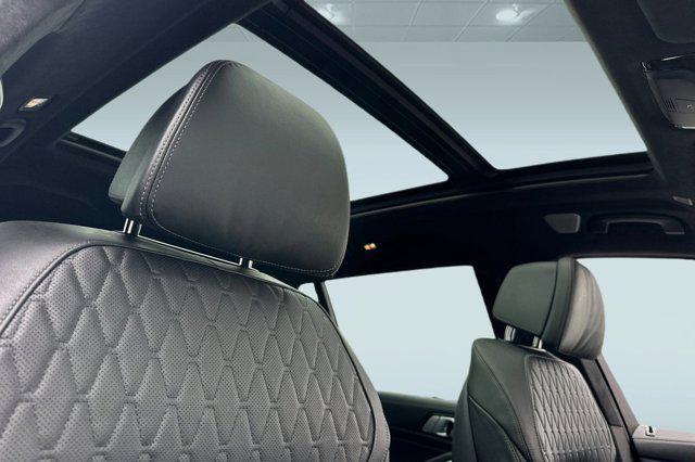 used 2025 BMW ALPINA XB7 car, priced at $128,986