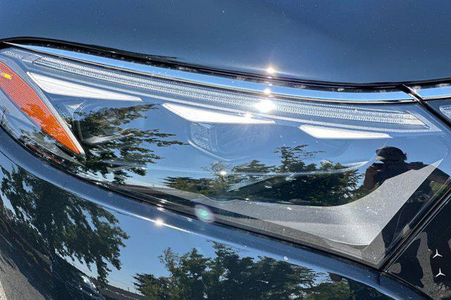 new 2026 Mercedes-Benz EQS 400 car, priced at $91,405