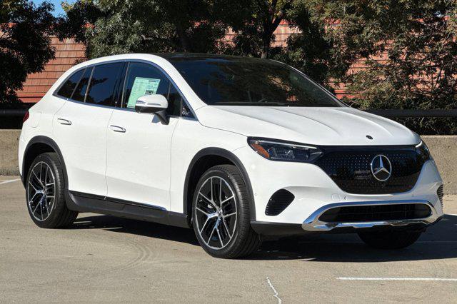 new 2026 Mercedes-Benz EQE 320 car