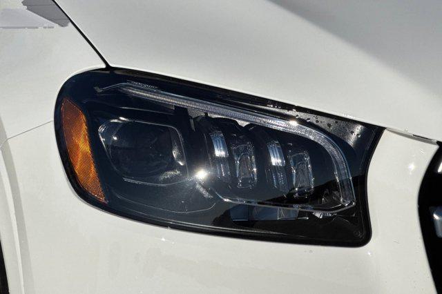 new 2026 Mercedes-Benz GLS 450 car