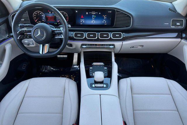 new 2026 Mercedes-Benz GLS 450 car