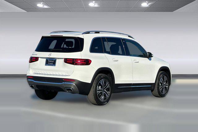 new 2026 Mercedes-Benz GLB 250 car, priced at $47,070