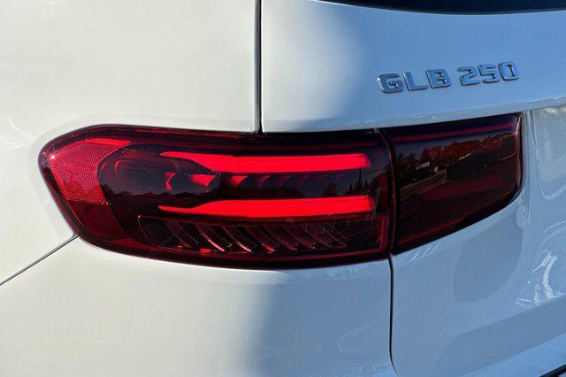 new 2026 Mercedes-Benz GLB 250 car, priced at $47,070