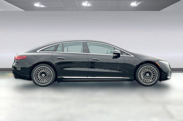 new 2026 Mercedes-Benz EQS 580 car, priced at $125,605
