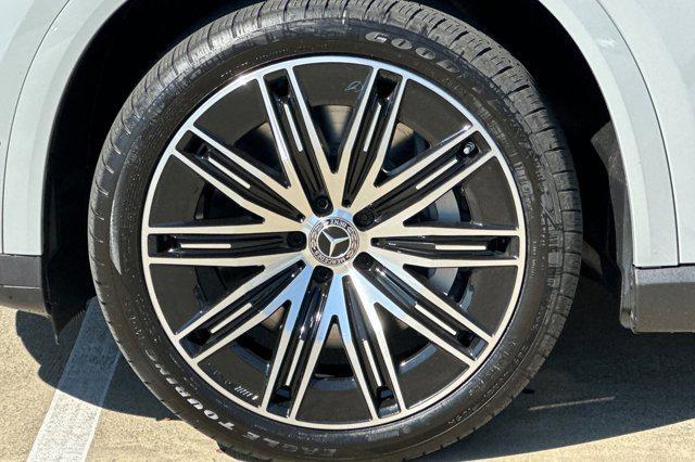 new 2026 Mercedes-Benz EQE 320 car, priced at $75,805
