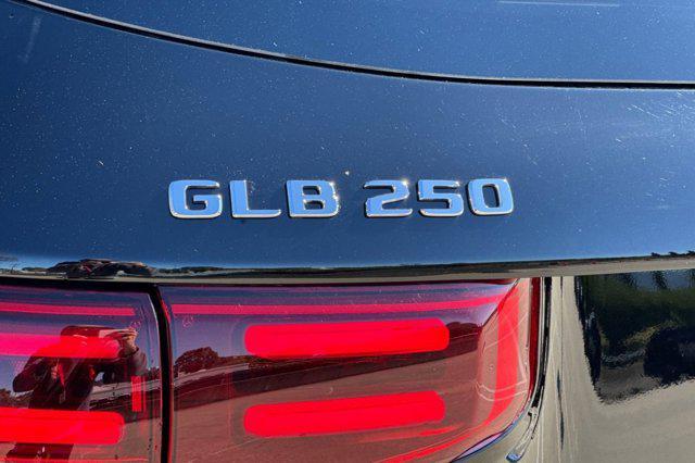 new 2026 Mercedes-Benz GLB 250 car, priced at $47,195