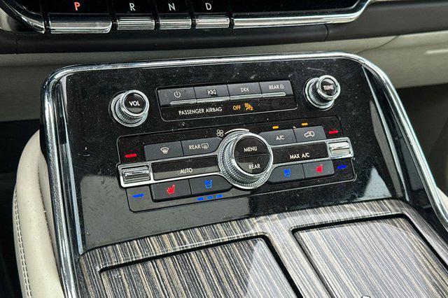 used 2020 Lincoln Navigator car, priced at $41,071