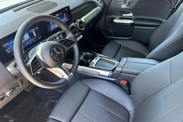 new 2026 Mercedes-Benz GLB 250 car, priced at $47,440