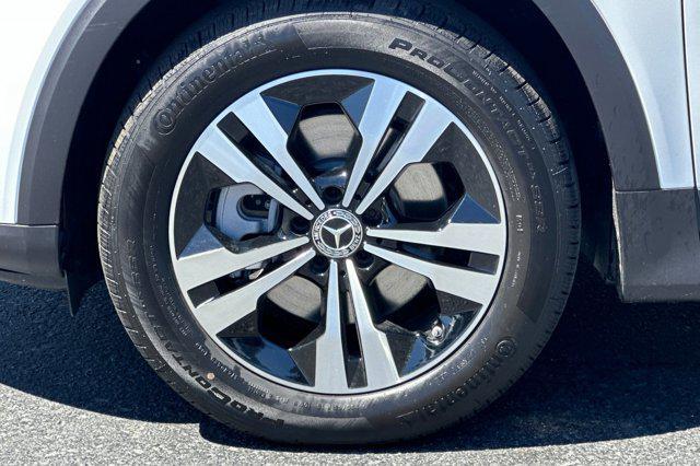 new 2026 Mercedes-Benz GLB 250 car, priced at $47,440