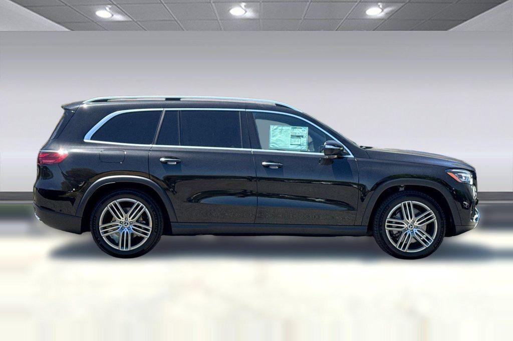 new 2026 Mercedes-Benz GLS 450 car, priced at $93,985