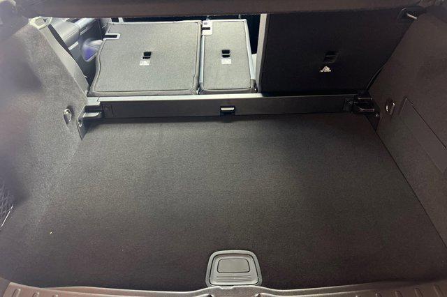 new 2025 Mercedes-Benz GLA 250 car, priced at $48,430