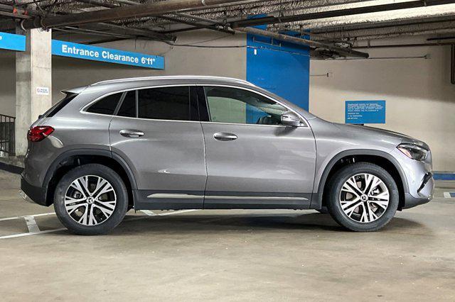 new 2025 Mercedes-Benz GLA 250 car, priced at $48,430