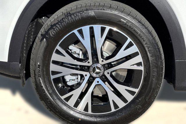 new 2026 Mercedes-Benz GLB 250 car, priced at $46,685