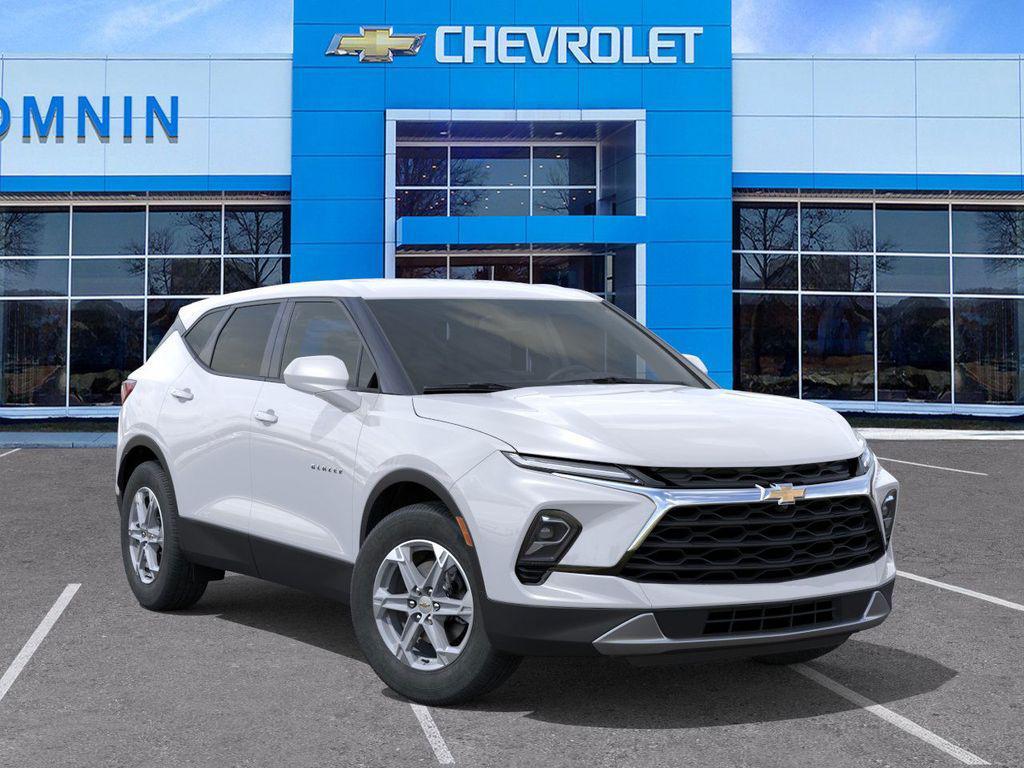 new 2025 Chevrolet Blazer car, priced at $31,995