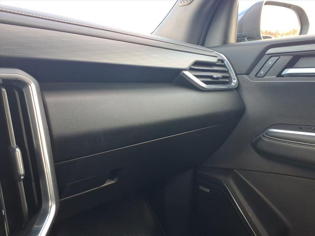 used 2025 GMC Acadia car, priced at $37,990