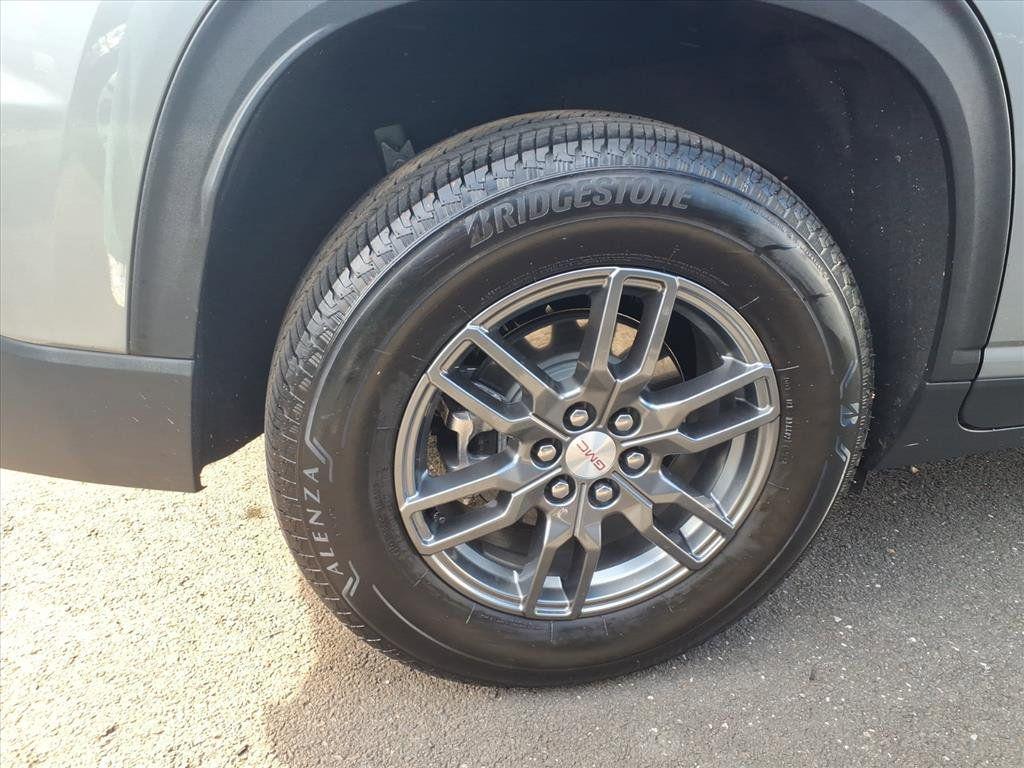 used 2025 GMC Acadia car, priced at $37,990