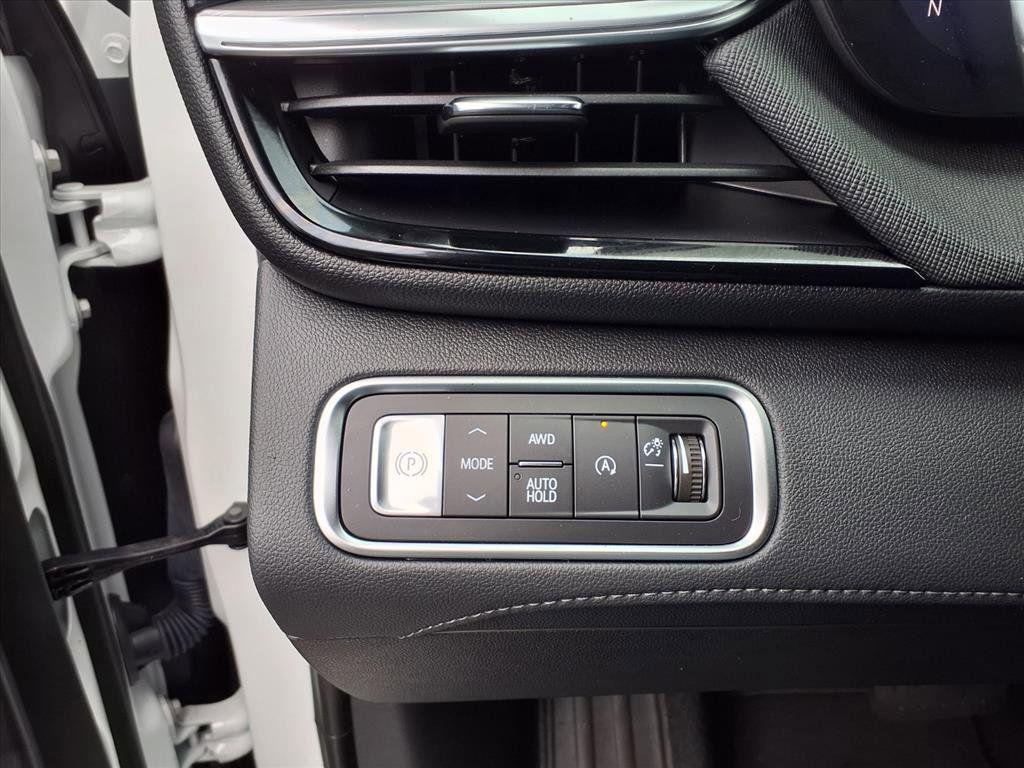 used 2025 Buick Enclave car, priced at $44,990